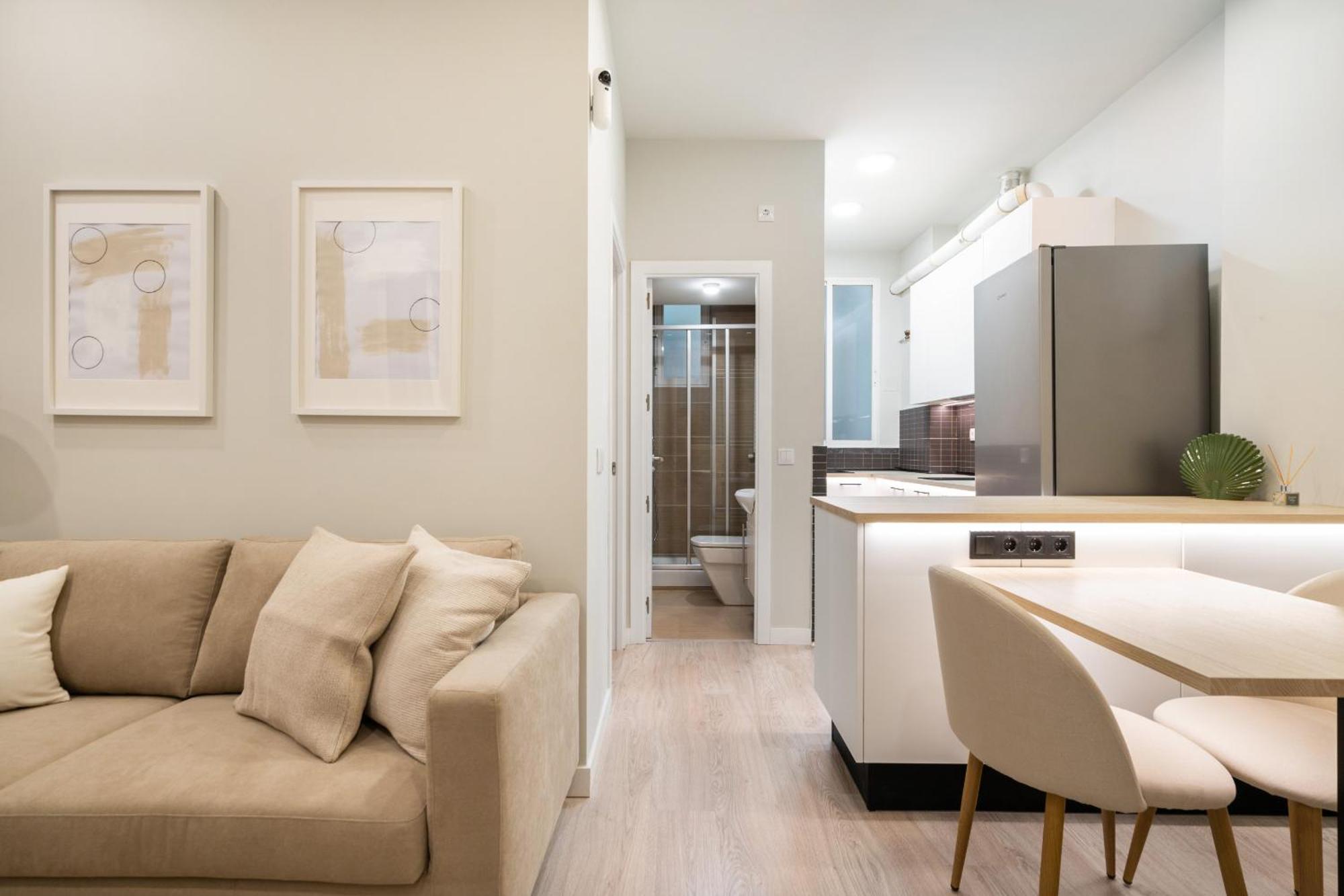Apartamento Reformado En Metro Ibiza Alquiler Temporal Madrid Extérieur photo