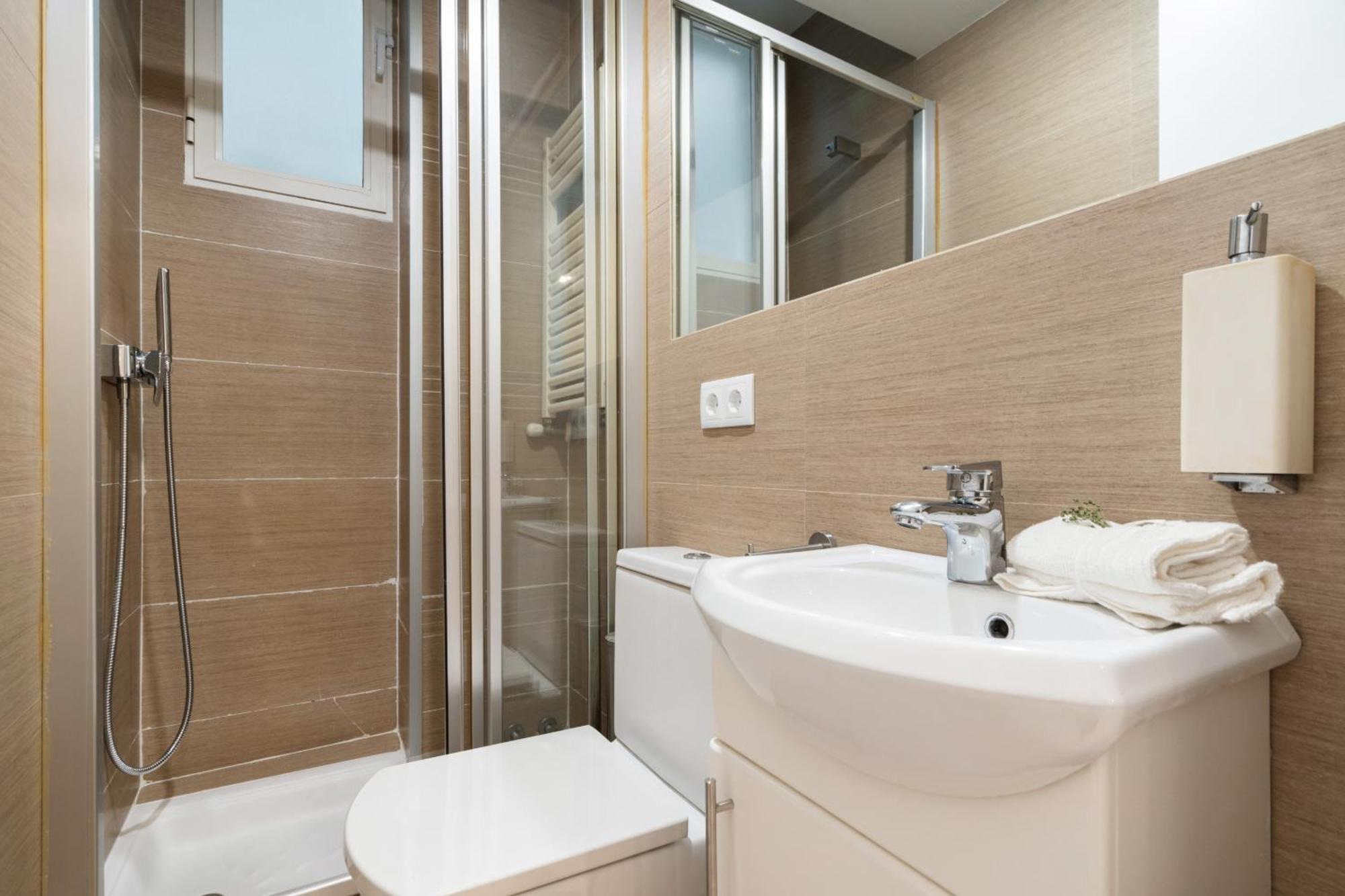 Apartamento Reformado En Metro Ibiza Alquiler Temporal Madrid Extérieur photo