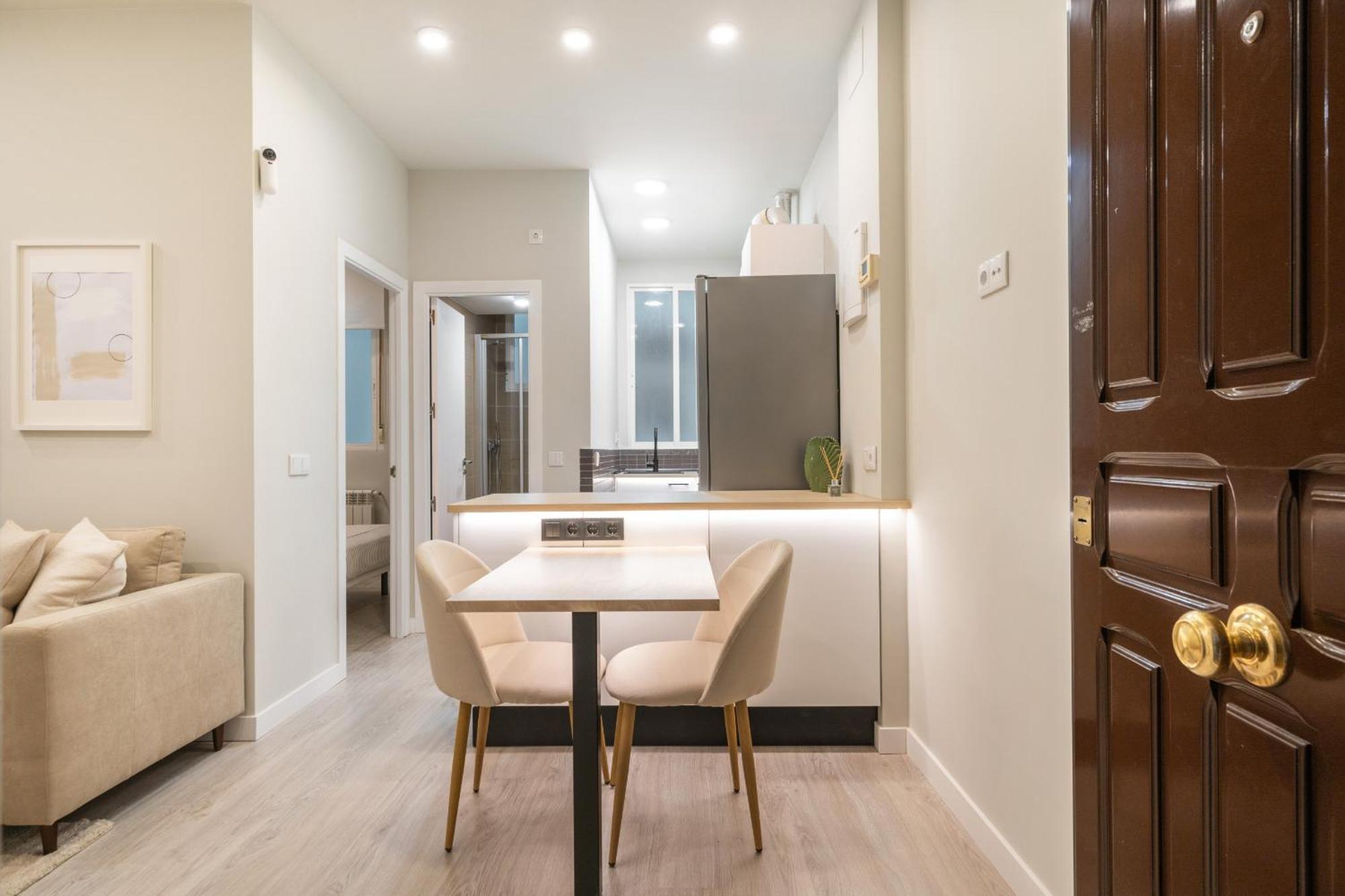 Apartamento Reformado En Metro Ibiza Alquiler Temporal Madrid Extérieur photo