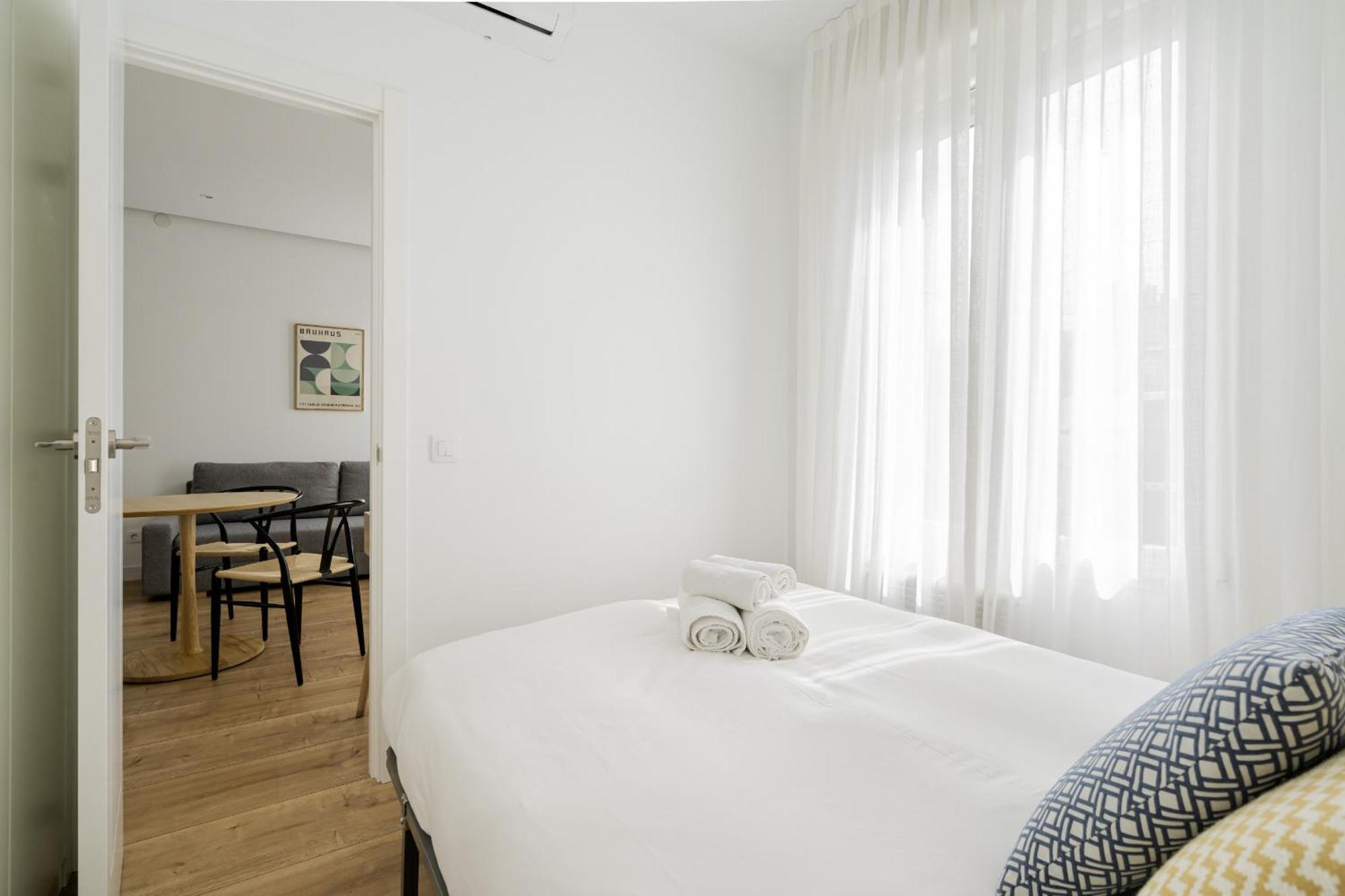 Apartamento Reformado En Metro Ibiza Alquiler Temporal Madrid Extérieur photo