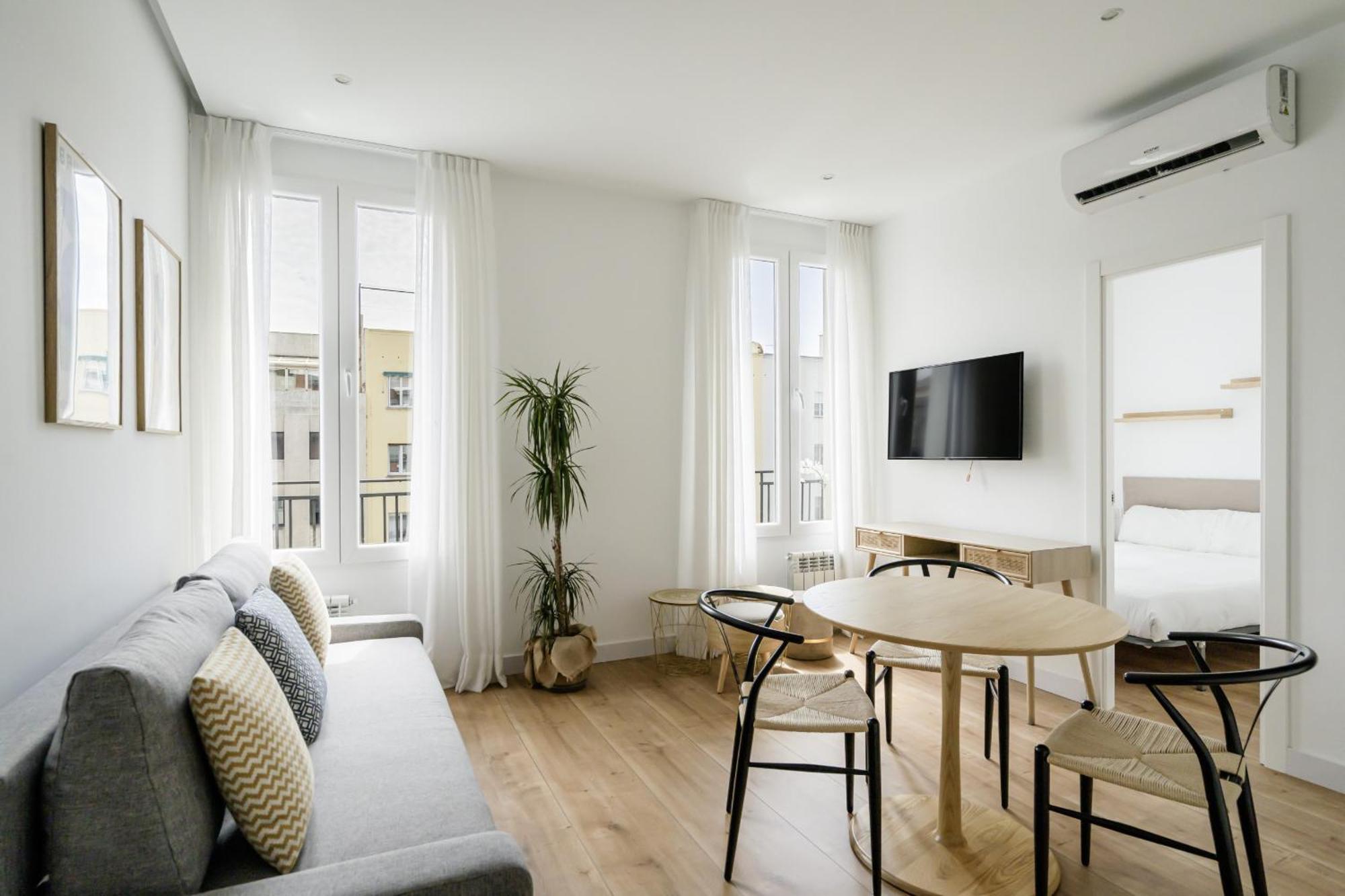 Apartamento Reformado En Metro Ibiza Alquiler Temporal Madrid Extérieur photo
