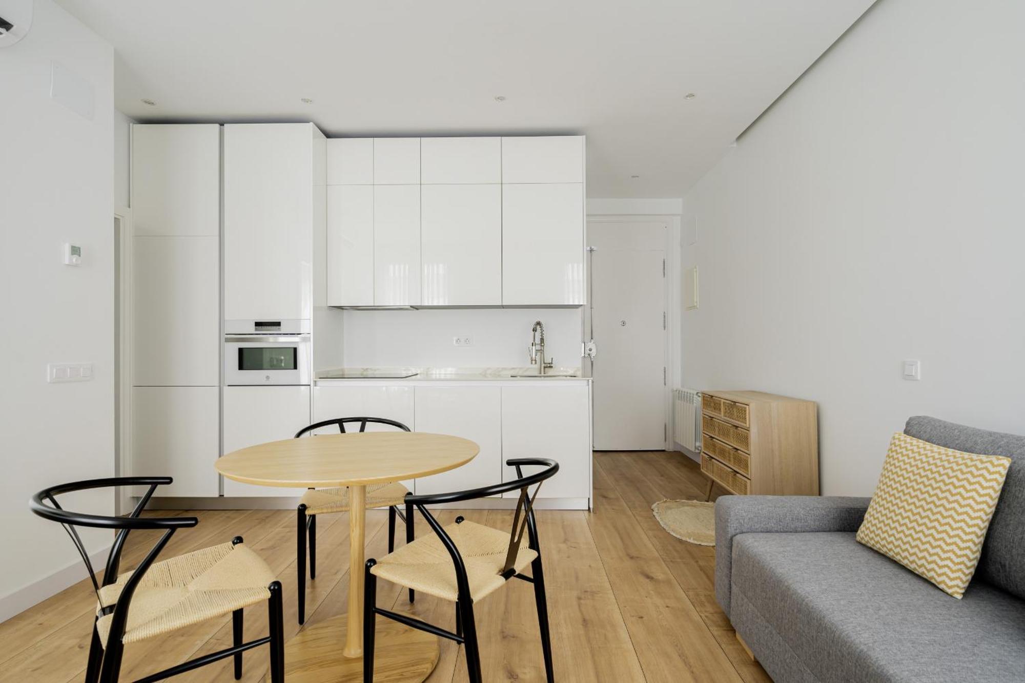 Apartamento Reformado En Metro Ibiza Alquiler Temporal Madrid Extérieur photo